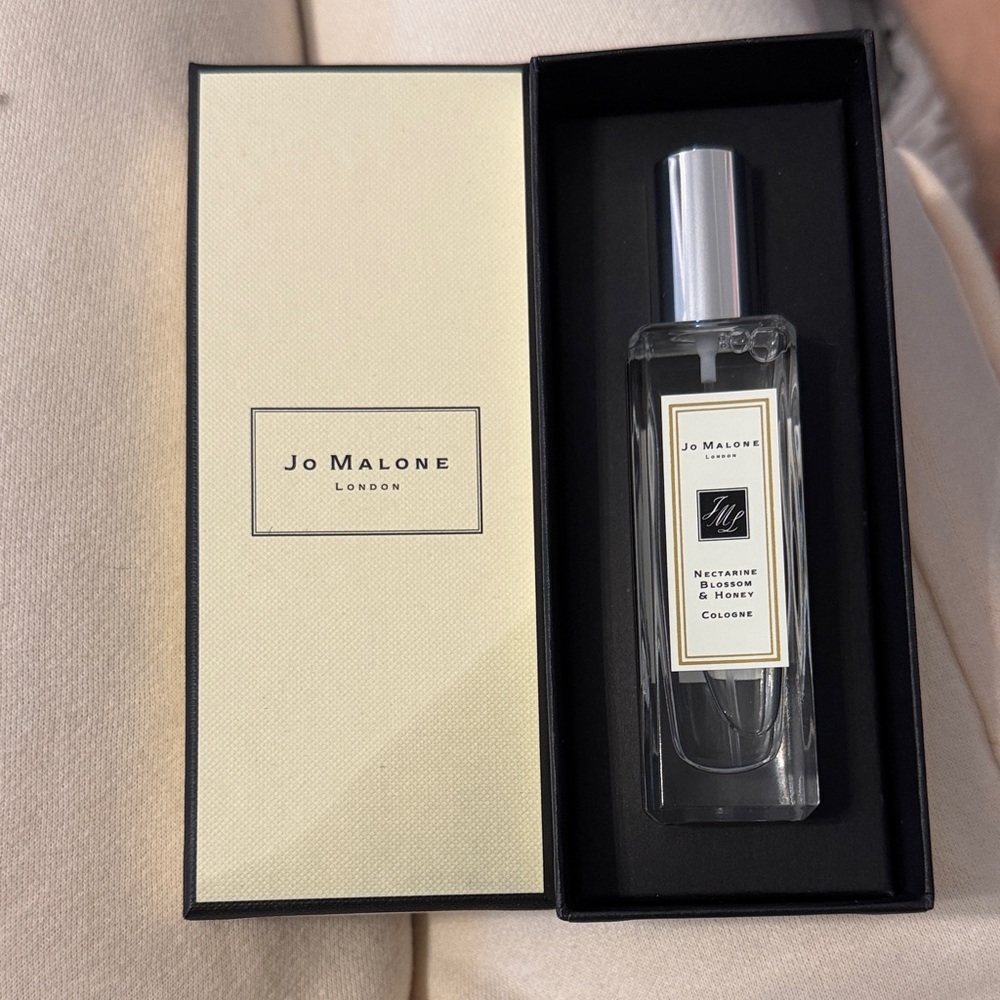 Jo Malone London Cologne with Silver Cap
